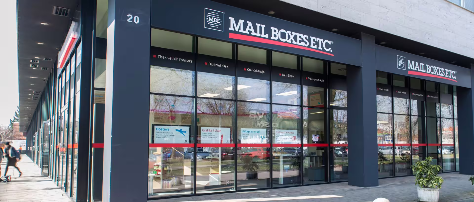 Mail Boxes Etc. 